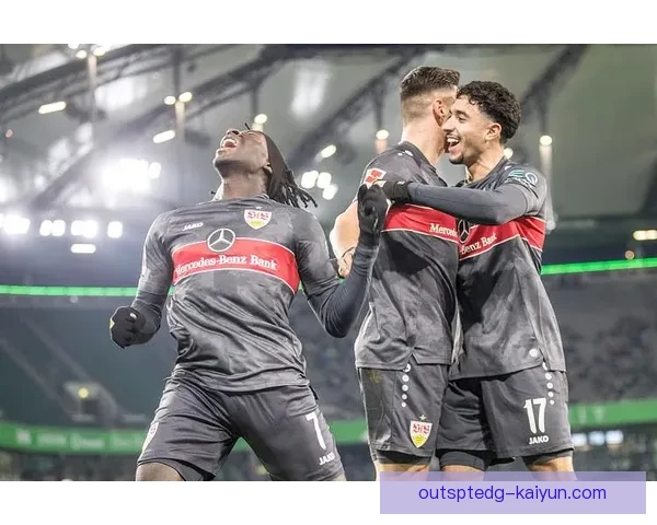 金玟哉与于帕梅卡诺状态回暖，比赛表现逐渐提升