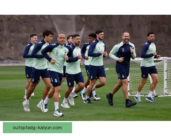 罗贝托转会传闻汇总引发关注，各大俱乐部积极布局球员市场